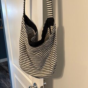 Thirty-One Black and White Hobo Bag